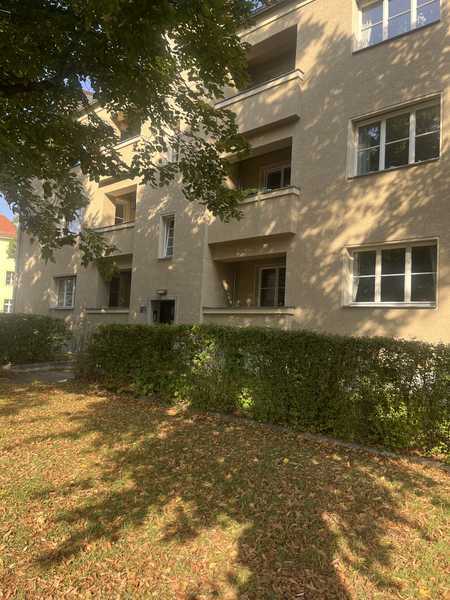 Zum Verkauf ETW * 3 Zimmer im schönen Marienbrunn mit kleinem Garten*