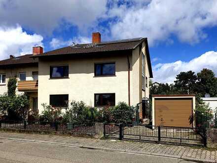 Gartenparadies! Charmantes 2 bis 3-Familienhaus mit herrlichem Garten in guter Lage von Wiesloch