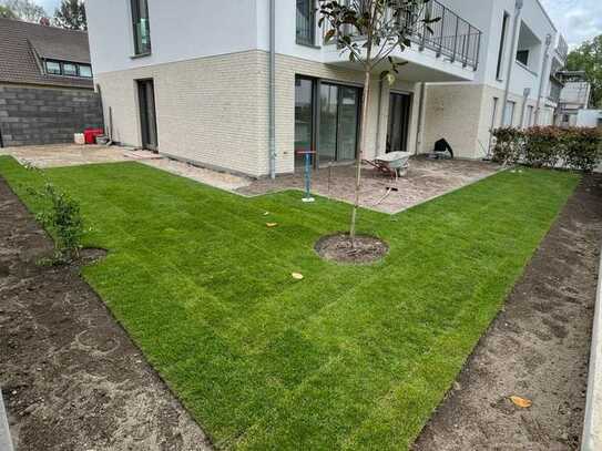 Strahlende 3 Zimmer Wohnung mit großzügigem Garten