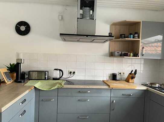 Attraktive und gepflegte 4-Zimmer-Wohnung mit Balkon in Harthausen