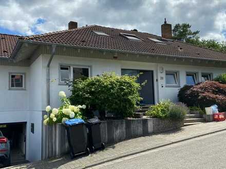 Repräsentatives, großzügiges freistehendes Einfamilienhaus mit ELW in bevorzugter Wohnlage