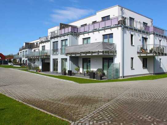 Barrierefreie Terrassenwohng, Südterrasse; PKW-Stellplatz, Maßeinbauküche im Ostseebad Nienhagen!