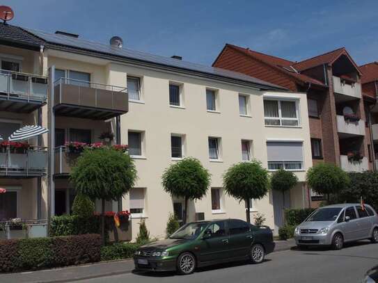 Helle 4-Zimmer-Wohnung mit Balkon in Paderborn