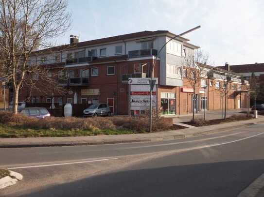 Renovierte 1-Zimmer-Wohnung mit Dachterrasse