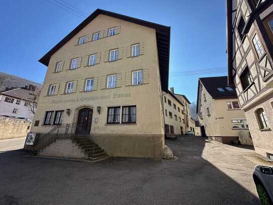 Ca. 1800m² Riesen-Anlage, perfekt für viele Konzepte: Hotel/Mehrfamilienhaus/Gastro usw.