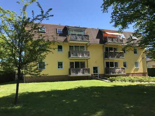 Stilvolle 3-Raum-DG-Wohnung mit sonnigem Balkon und EBK in Kn.-Nord