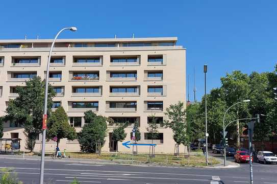 Familienfreundliche 4-Zimmer-Wohnung im Bergmannkiez mit Einbauküche und Balkon