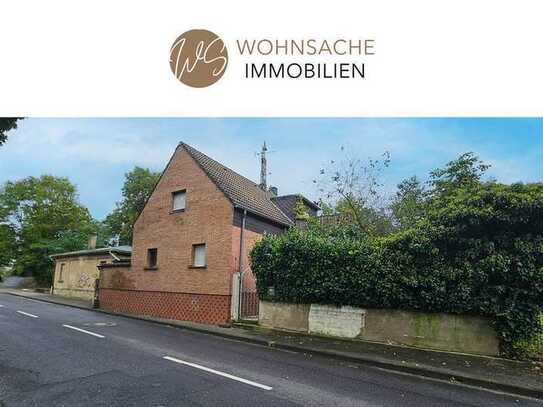 Massiv errichtetes Einfamilienhaus mit ca. 165 m² Wohnfläche mit übergroßer Garage in Bad Honnef!