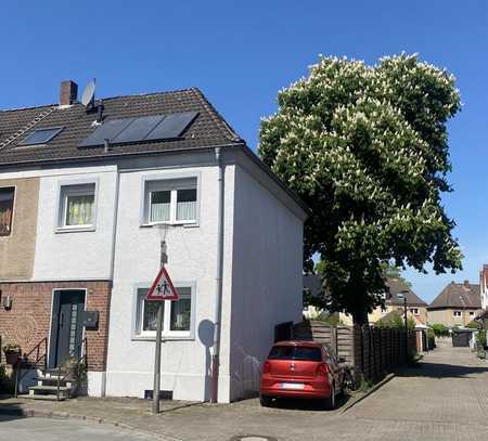 Reihenendhaus in ruhiger - stadtnahen Lage