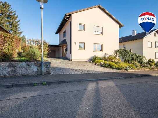 Großzügiges Einfamilienhaus - Ruhige Lage mit Gartenidylle