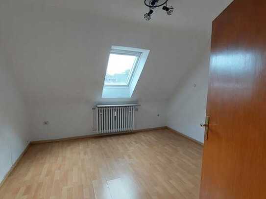 Helle stadtnahe 3-ZKB-Wohnung im DG in Detmold