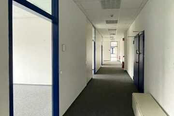 Provisionsfreie Bürofläche mit Highspeed-Internet und Klimaanlage in verkehrsgünstiger Lage - 315 m²