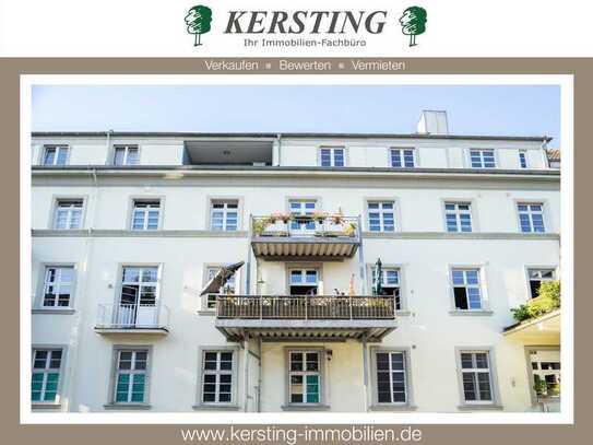 Altbau-Juwel in Rheinnähe! 150m² große 4 Zimmerwohnung mit geräumiger Terrasse und PKW-Stellplatz!