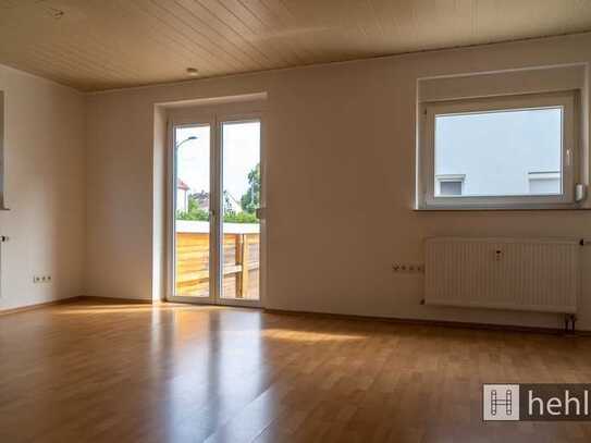 Helle 2,5-Zimmer-Wohnung mit Balkon, Einbauküche und Stellplatz in Stadtbergen