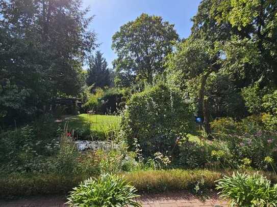 Haus mit großem, idyllischen Parkgarten nahe Mexikoplatz