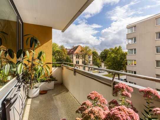 Kapitalanlage / Kauf auf Nießbrauchbasis / 3-Zi-ETW mit Balkon / Zentral gelegen / Nähe Olympiapark