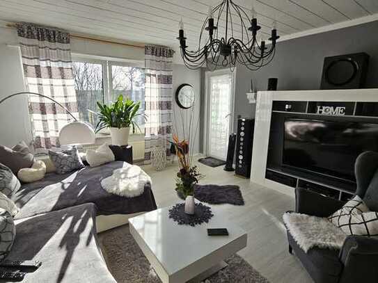 Schöne und gepflegte 3-Zimmer-Wohnung mit Balkon und Blick in die Weinberge in Hackenheim