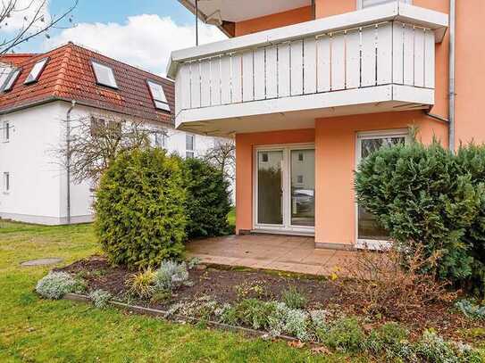 ERSTBEZUG NACH RENOVIERUNG: Erdgeschosswohnung mit Garten, Terrasse und Stellplatz