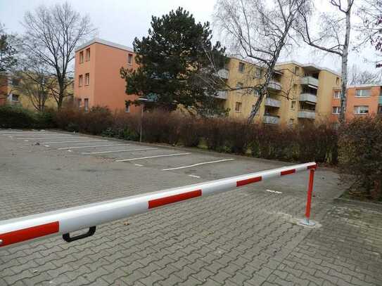 Sie haben die Parkplatzsuche satt? Wir haben die Lösung!