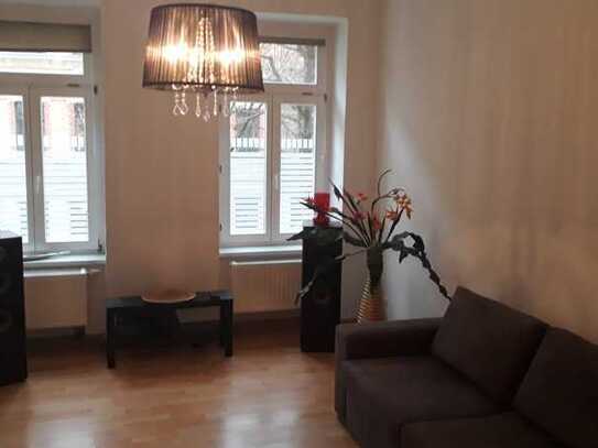 Altbau Stuck 3-Zimmer-Wohnung in Leipzig