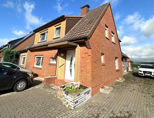 Großes Dreifamilienhaus mit Außenpool in Gronau-Epe zu verkaufen!