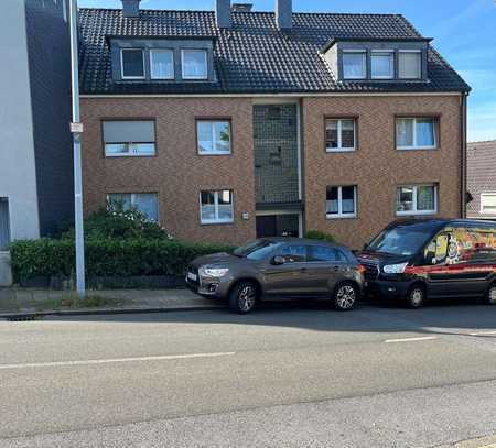 Helle 3 Zimmer Wohnung in Mülheim Dümpten