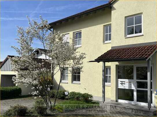 Heldenstein - Helle 3-Zimmerwohnung EG mit Terrasse und großem Garten