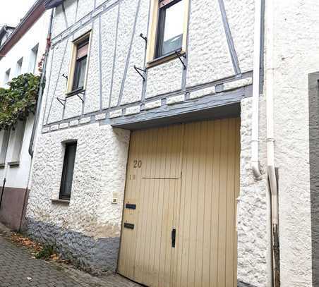 Stilvolle, modernisierte 2-Zimmer-Wohnung in Winningen