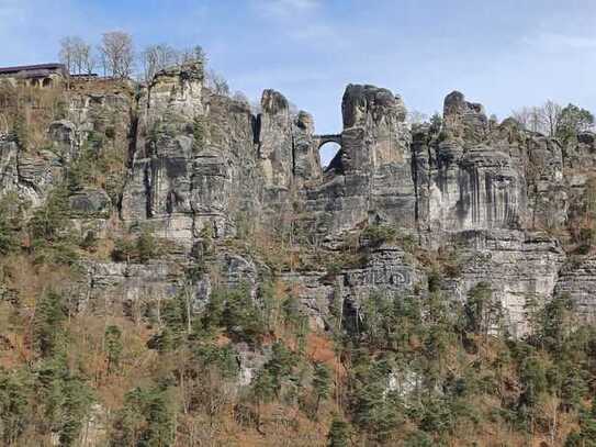 Grundstück mit Basteiblick