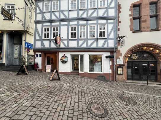 Große, zentral gelegene Gewerbeeinheit in der Oberstadt -Büro, Atelier, Einzelhandel, uvm.-