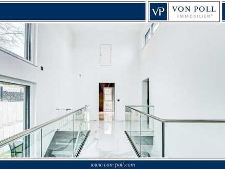 Neuwertige Bauhausvilla mit Außenpool und Doppelgarage