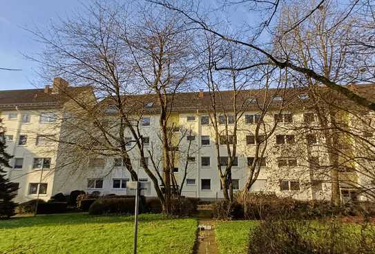 Provisionsfreie 3-4 Zimmer-Wohnung in gepflegter Wohnanlage in Steinbach