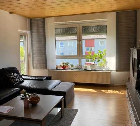 Ansprechende 3-Zimmer-Wohnung mit Balkon und Einbauküche in Saarlouis