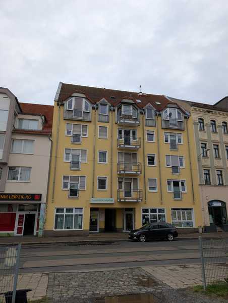 Ab 1.Mai frei : Helle 3-Zi- Wohnung im 2. OG mit Süd-West-Balkon in Leipzig-Großzschocher
