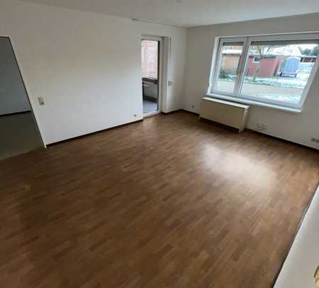 Stadtnah: Helle 2-Zimmer-Wohnung mit Balkon u. Fahrstuhl in Lüchow