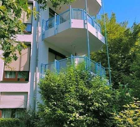 Willkommen in Ihrem neuen Zuhause – helle 2-Zimmer-Wohnung mit schönem Ausblick in zentraler Lage