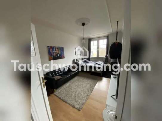 Tauschwohnung: Schöne 2 Zimmer Altbau Wohnung mit Balkon und EBK