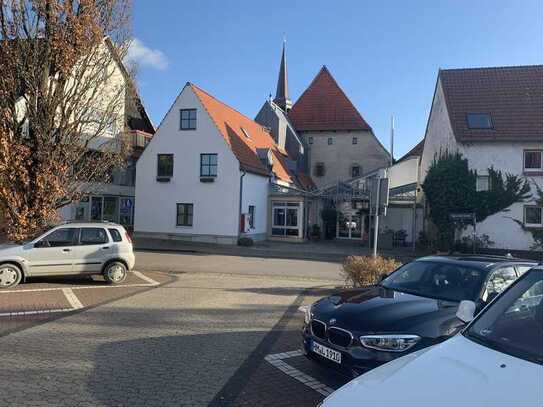 GASTRO-Traditionshaus aus 1550, im Stadtzentrum ... ca. 1.000 m² auf 4 Etagen, aufwendig saniert