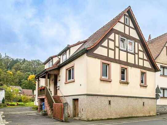 EFH mit großem Gartengrundstück in Partenstein zvk., Bj ca. 1860/1955, ca. 150 m² Wfl.