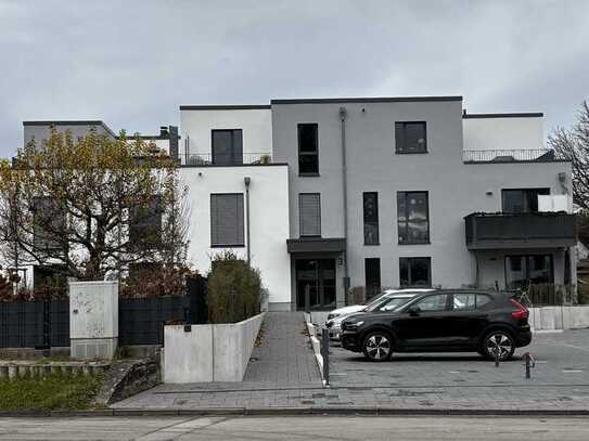 Freundliche 3-Zimmer-Wohnung mit gehobener Innenausstattung mit Balkon in Rosdorf