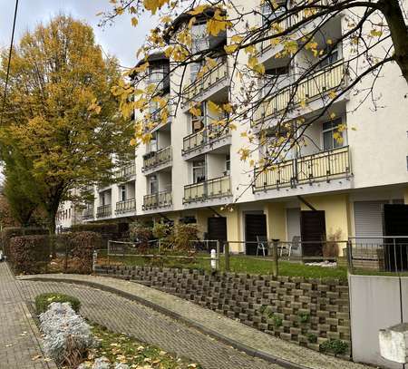 Geräumige 1-Zimmer-Maisonette Dachgeschosswohnung in Mülheim