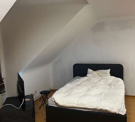 Exklusive 1-Zimmer Wohnung mit Balkon und EBK in Böblingen