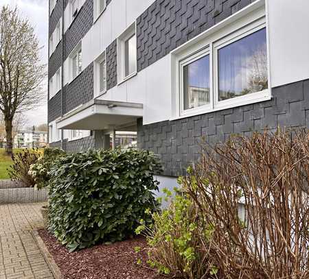 Schöne helle 2-Raum-Wohnung mit Balkon mit traumhafter Fernsicht