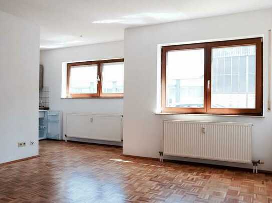 Neuwertige Einraumwohnung mit Einbauküche in Mannheim