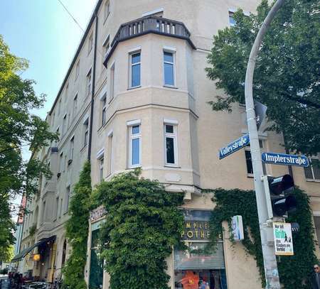 Elegante helle 3,5-zimmer-Altbauwohnung mit Balkon in toller Lage!