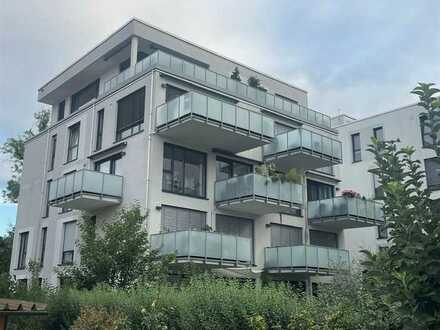 Zentrumsnahe 3,5-Zimmer-Wohnung mit großem Balkon zu vermieten