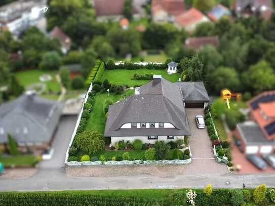 Charmante Familienresidenz mit idyllischem Garten in Hüllhorst!