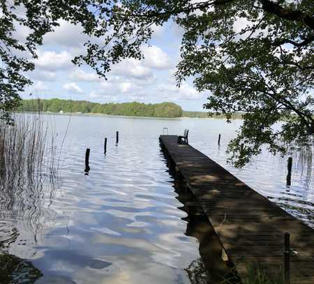 Ferienwohnung am großen Lychensee mit Stellplatz