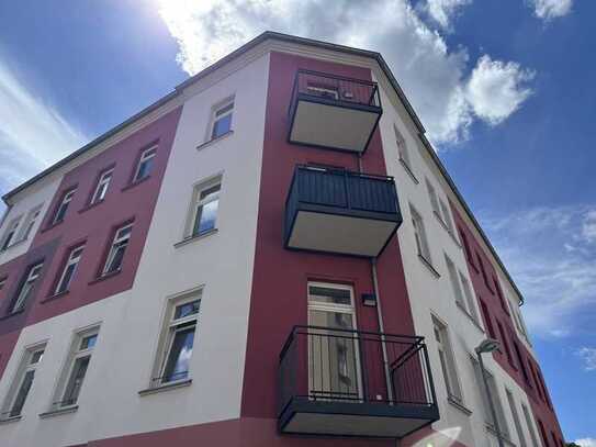 Bezugsfreie 2-Zimmer-Wohnung mit Balkon in der Meusdorfer Straße 40