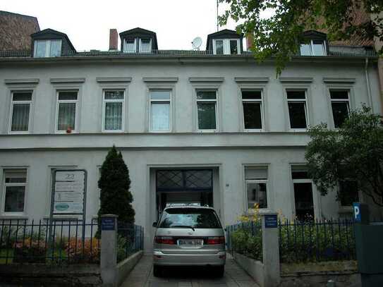 1 Zimmer, Pantry-Küche, Dusche innen, Toilette halbe Treppe, Bergkirchenviertel, Hinterhof